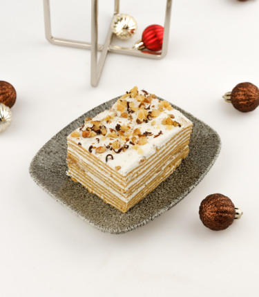 Prăjitură smîntînel cu nucă  2 buc. *90 gr